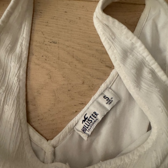 HOLLISTER Tank - Picture 2 of 2